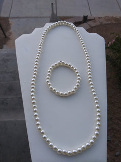 Handmade Ivory Pearl Necklace Set